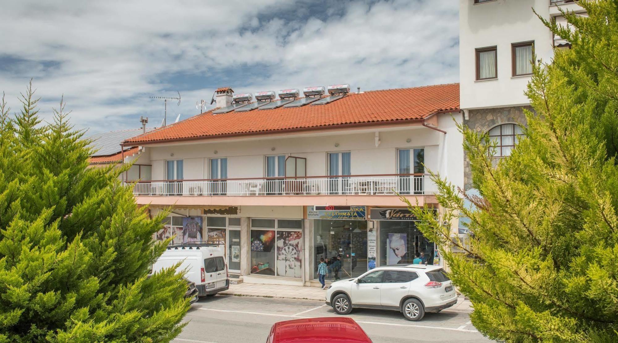Michalis Apartments Polýgyros Esterno foto