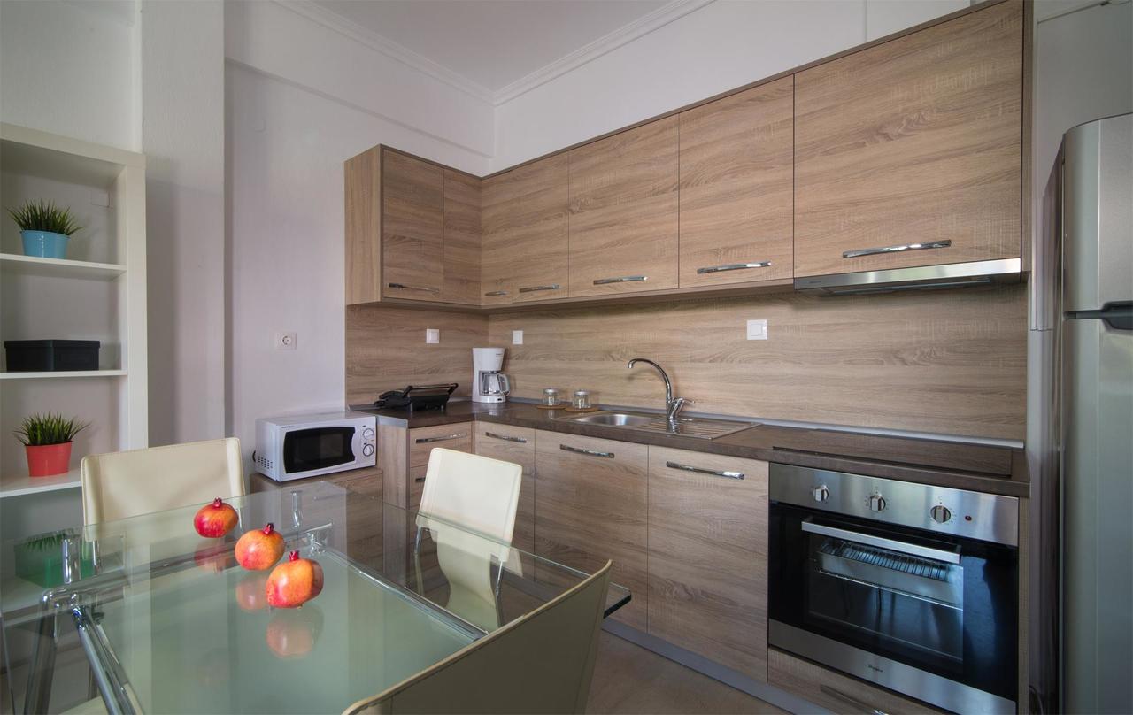 Michalis Apartments Polýgyros Esterno foto